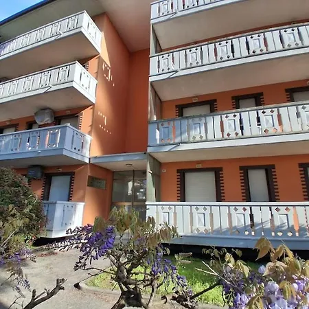 Papillon B10 Apartment