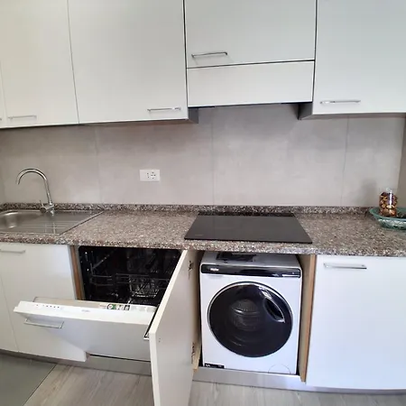Papillon B10 Apartment